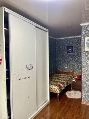 Продам 2х кімн кв Домбровського