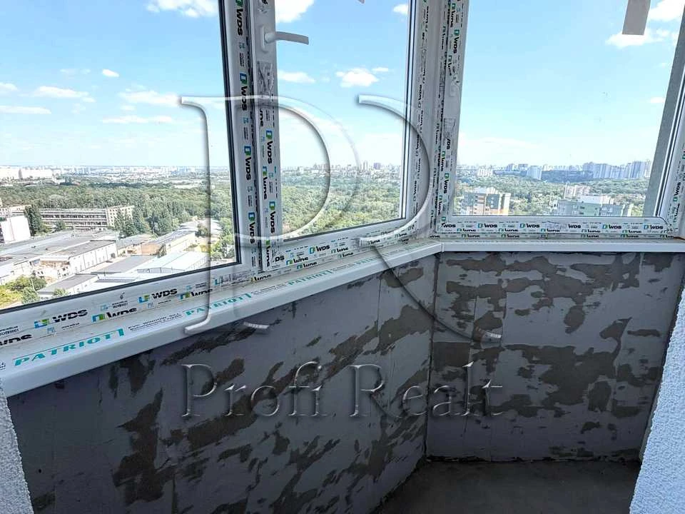 Apartment. Kyiv, Ivan Vyhovsky St. (Marshala Grechka)