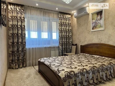 For sale 2-room apartment 55 sq. m. on Lyatoshynskogo St. 28 • ID 34