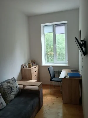 For sale 2-room apartment on Lychakivska – Dolishnya street. area
