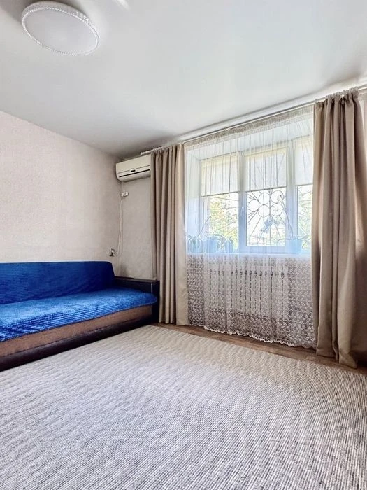1-room apartment for sale, Pivnichny district, brick, renovated