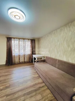 Sale of 1-room apartment 31 m² with major renovation, 7 minutes from the Armiysk metro station