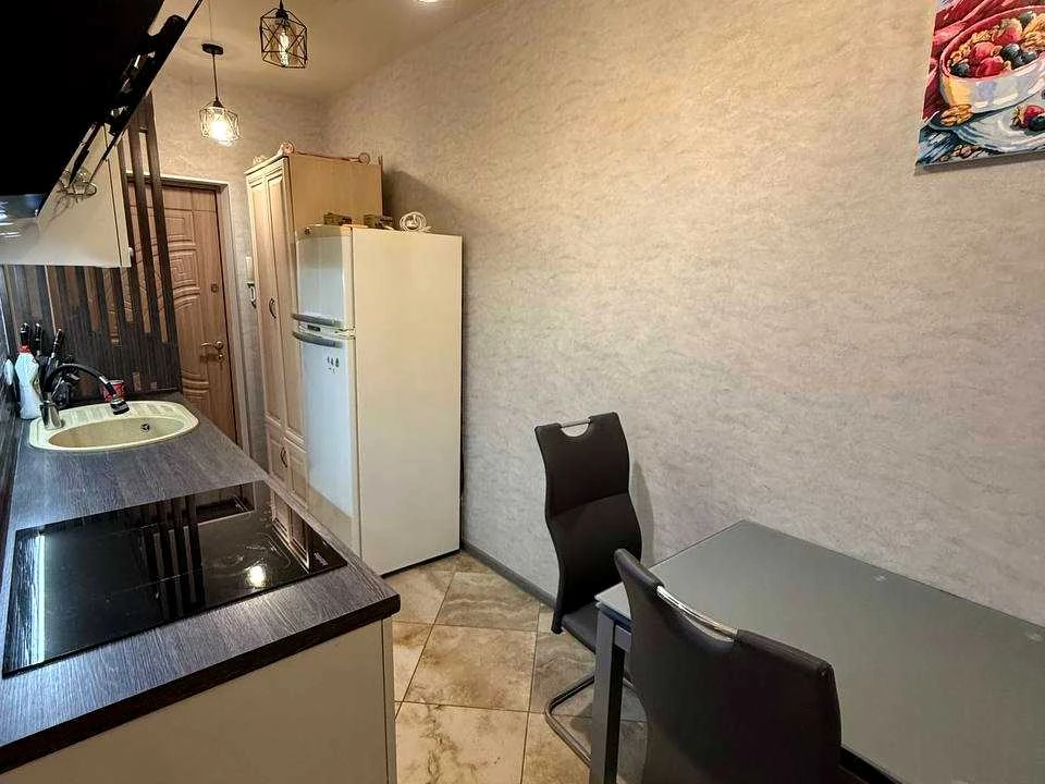 Apartment. Kharkiv, Dragomanova St.
