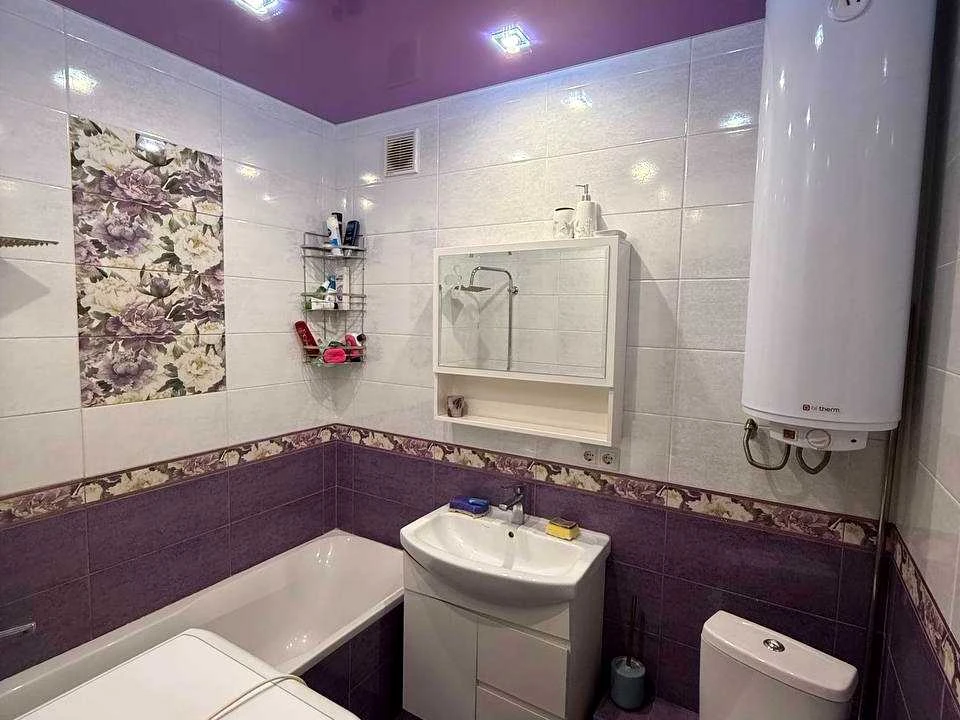 Apartment. Kharkiv, Dragomanova St.