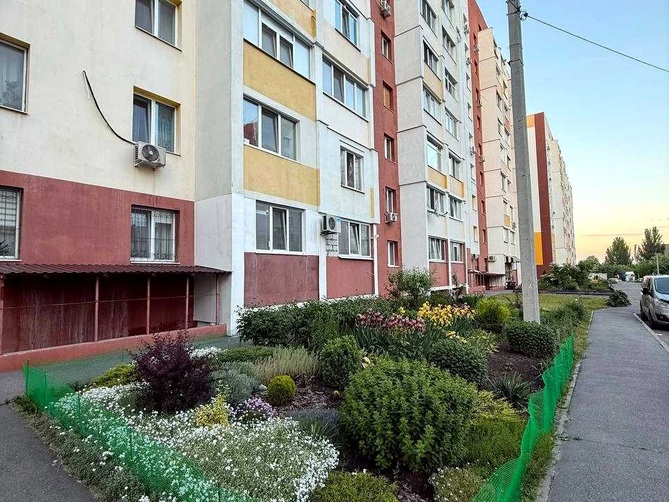Apartment. Kharkiv, Dragomanova St.