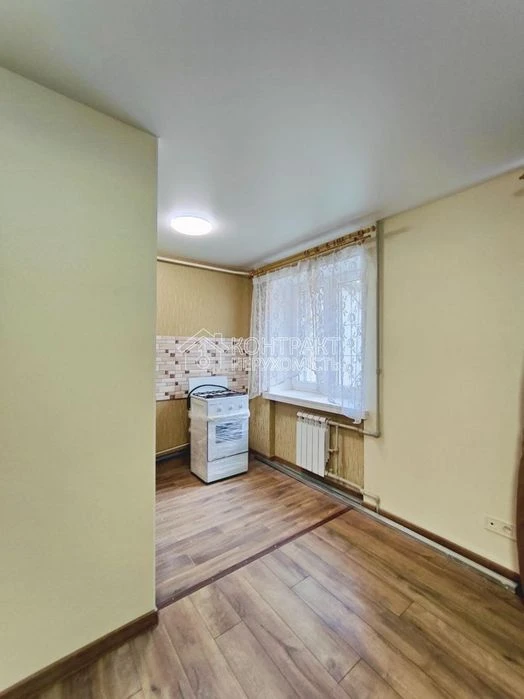 Sale of 1-room apartment 31 m² with major renovation, 7 minutes from the Armiysk metro station
