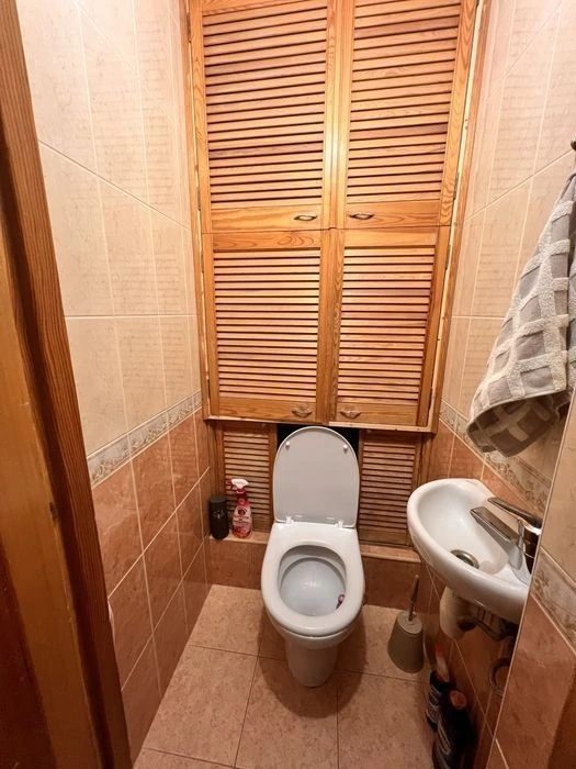 Apartment for sale in Revutskoho