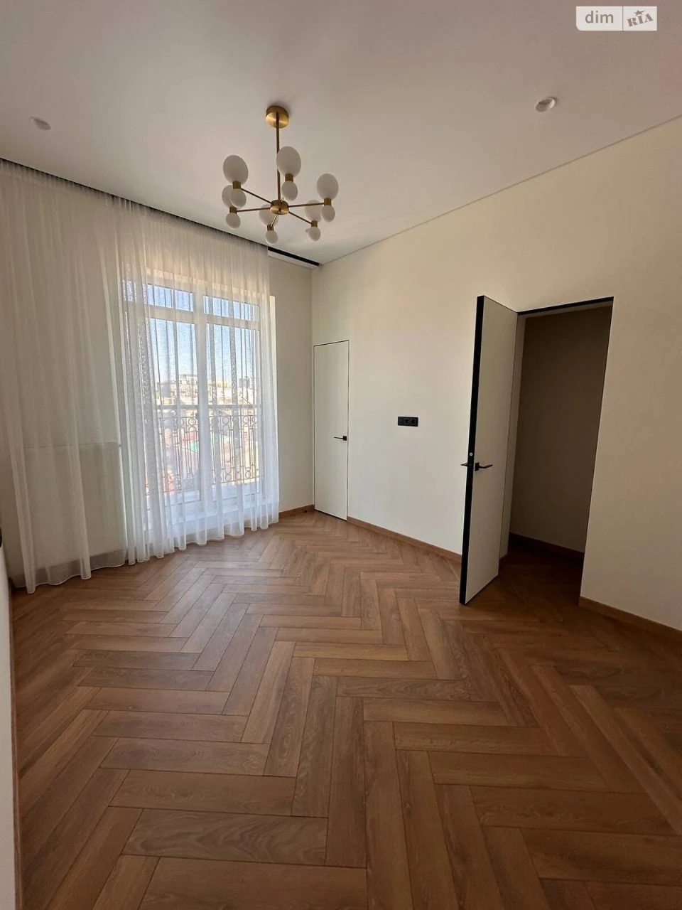 Продажа квартир Приморский.
