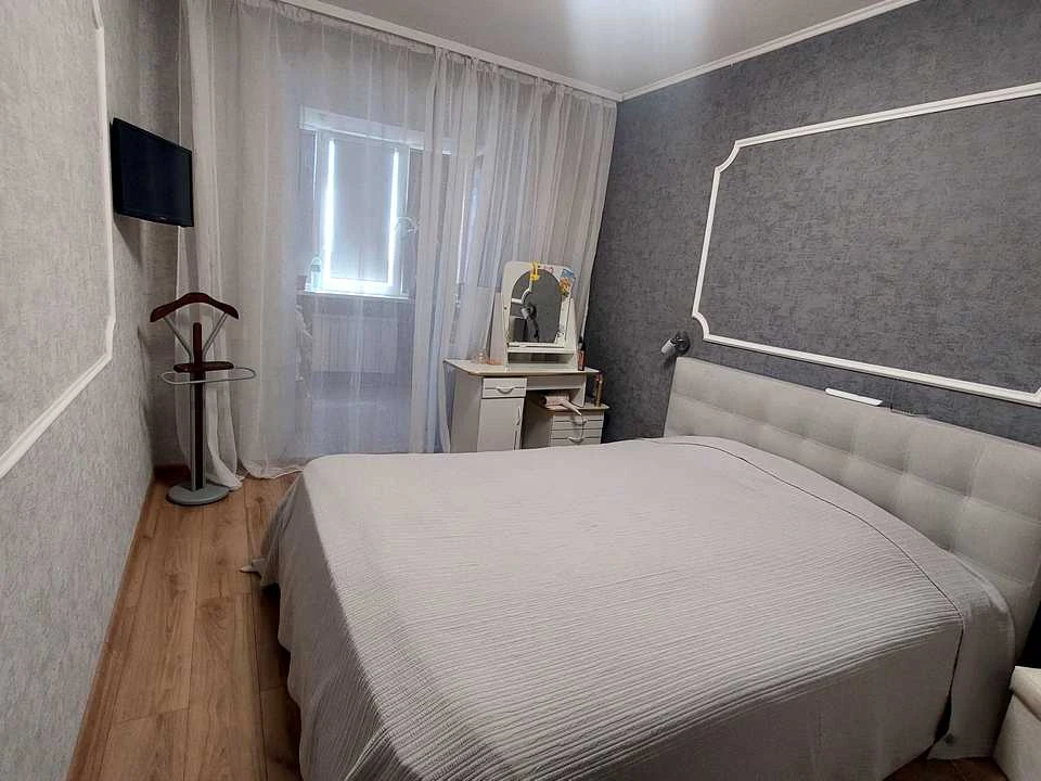 Квартира. Днепр, жилой массив Тополь-3 ул.
