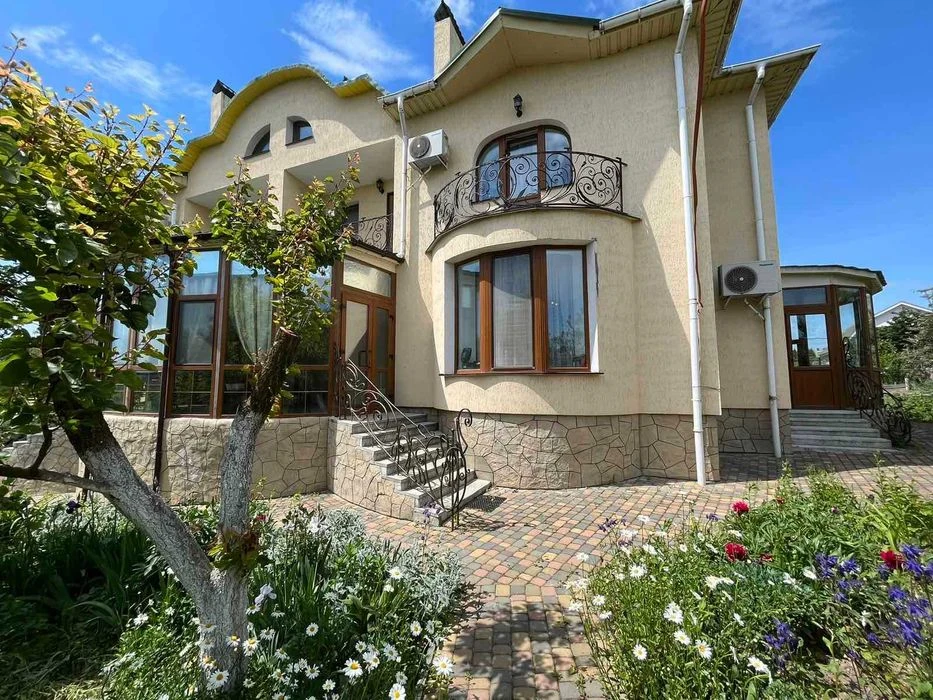 House for sale Pyatnychany district 2816
