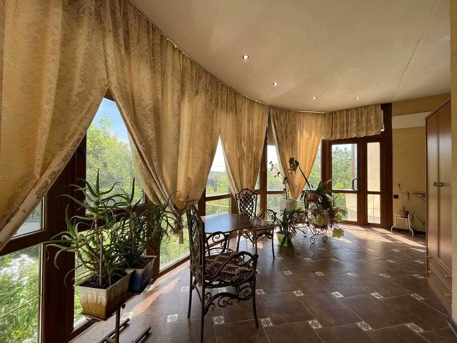 House for sale Pyatnychany district 2816