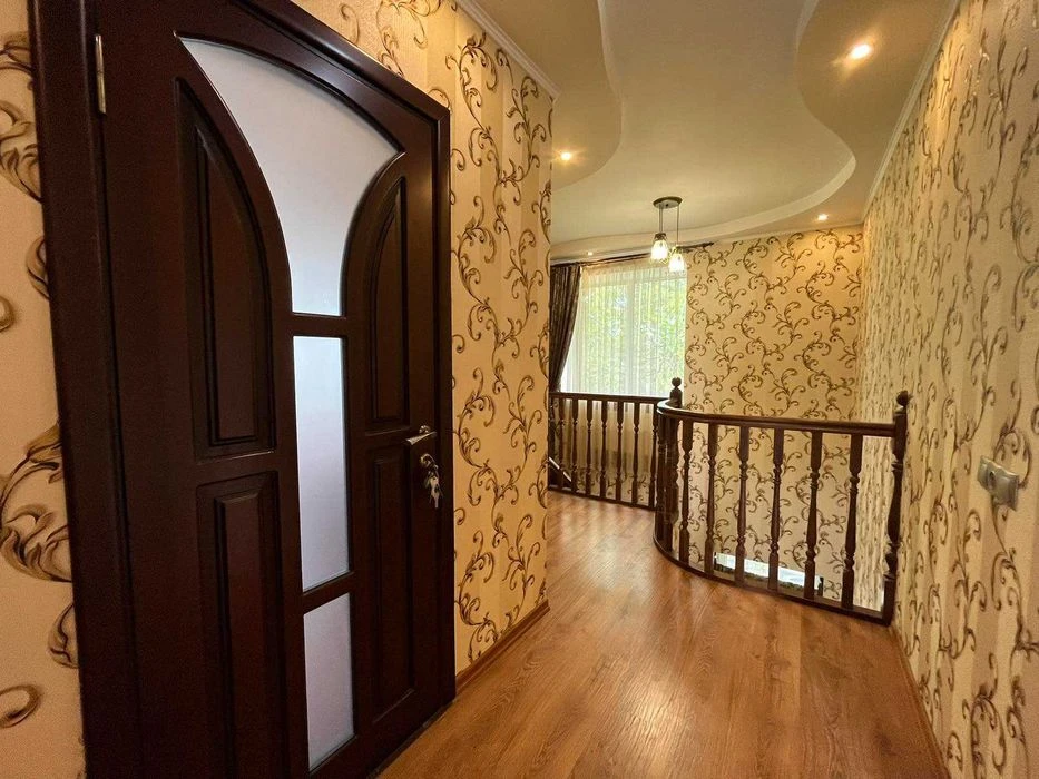 House for sale Pyatnychany district 2816