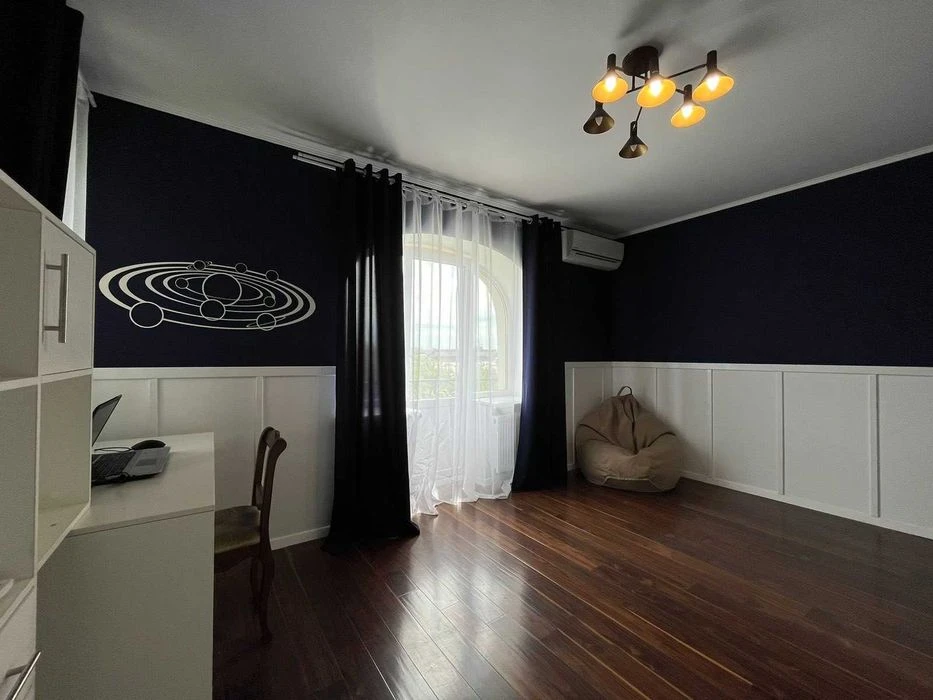 House for sale Pyatnychany district 2816