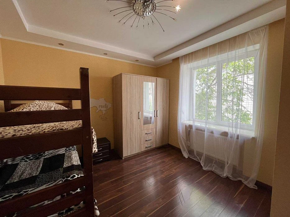 House for sale Pyatnychany district 2816