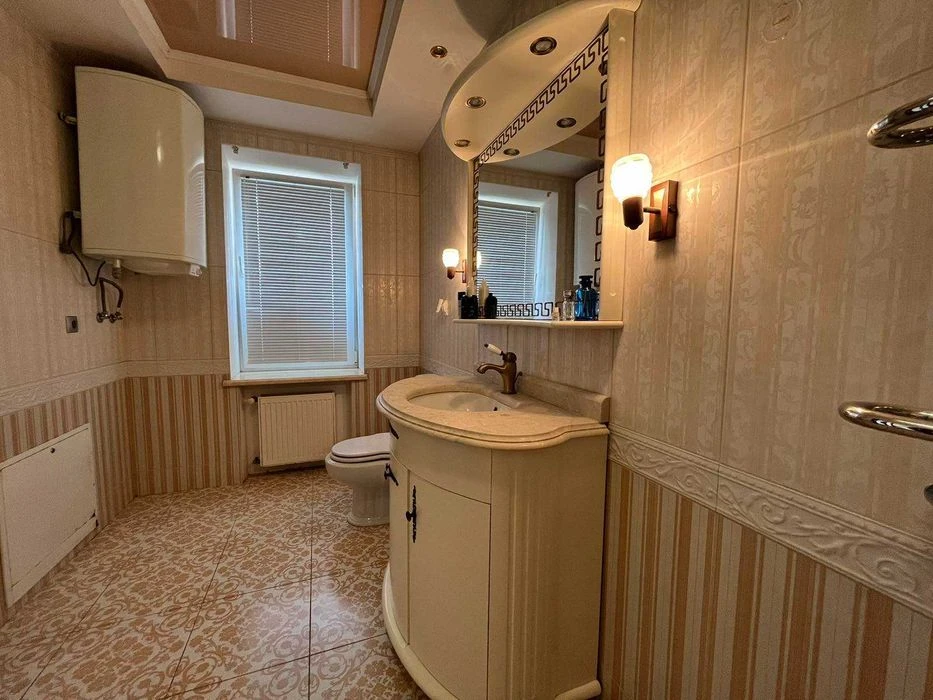 House for sale Pyatnychany district 2816