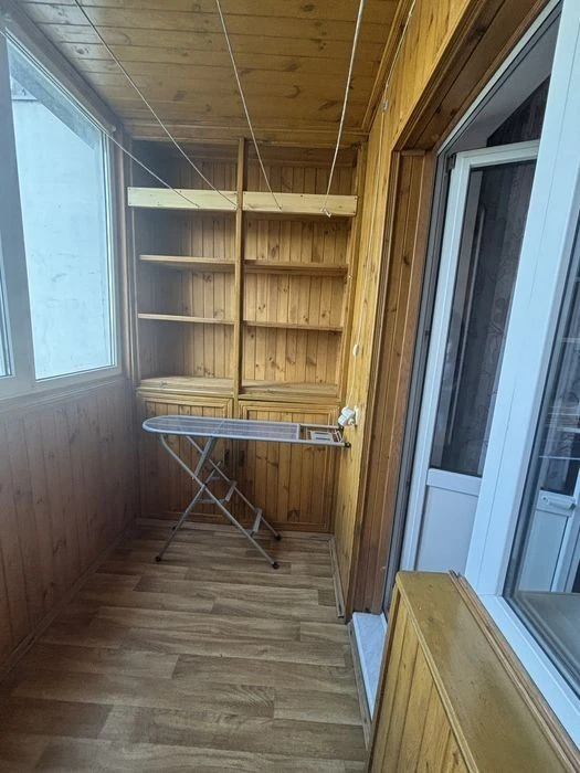 Sale of a 2-room apartment with renovation in Solomyansky district