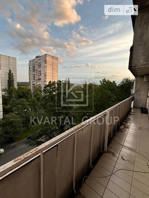 Sale of 4-room apartment 71.6 sq. m. on Mykola Ushakova Street 8 • ID