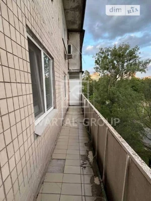 Sale of 4-room apartment 71.6 sq. m. on Mykola Ushakova Street 8 • ID