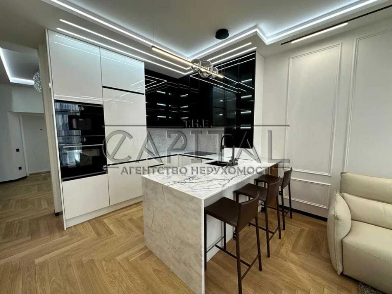 Sale of 3-room apartment in the residential complex Bulvar Fontaniv Pechersk No commission