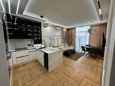 Sale of 3-room apartment in the residential complex Bulvar Fontaniv Pechersk No commission