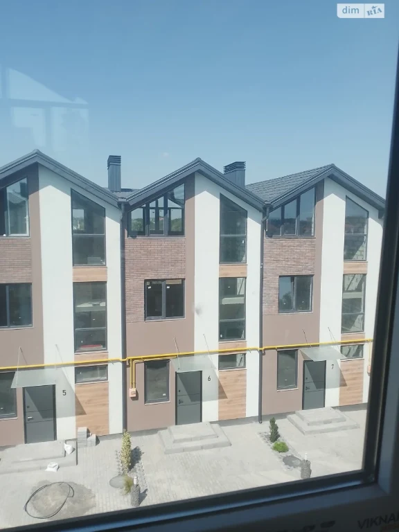 Townhouse for sale