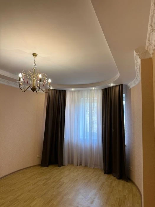 Center, no commission, 4-room residence of the residential complex "Diamant" | Taras St.