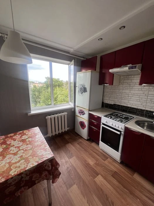 3-room apartment for sale in KhTZ