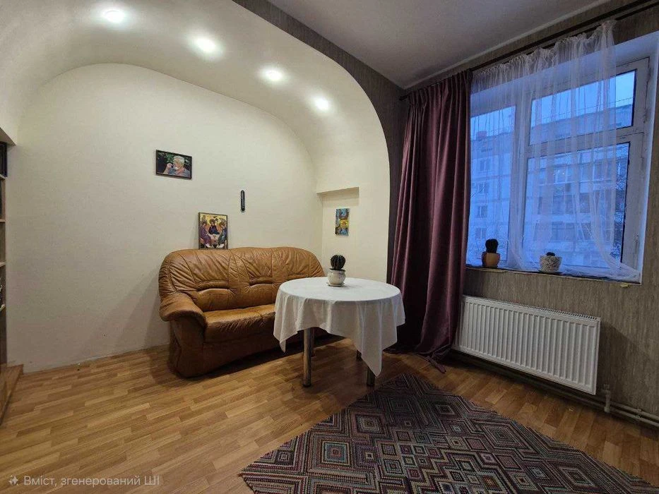Продам 3-х кімнатну квартиру 82м з високою стелею і автономн
