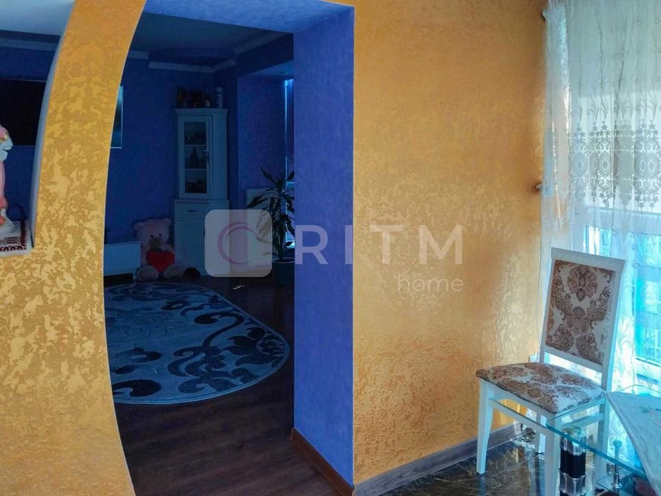 Продаж 3-кімнатної квартири