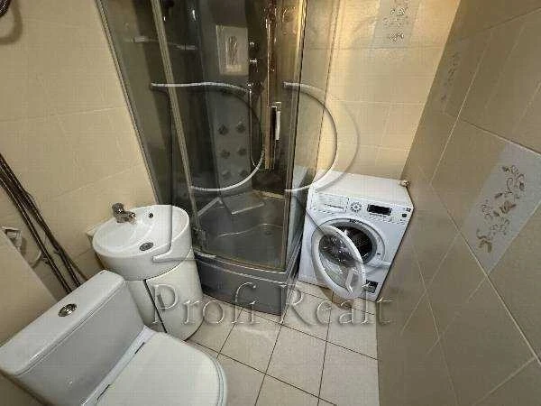 2-room apartment for sale 45 m², Mykoly Vasylenko St., 11