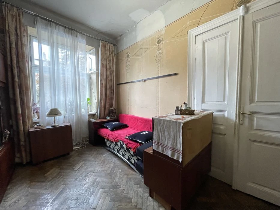 Продажа 2-комнатной квартиры по улице Лычаковской, 48 кв. м