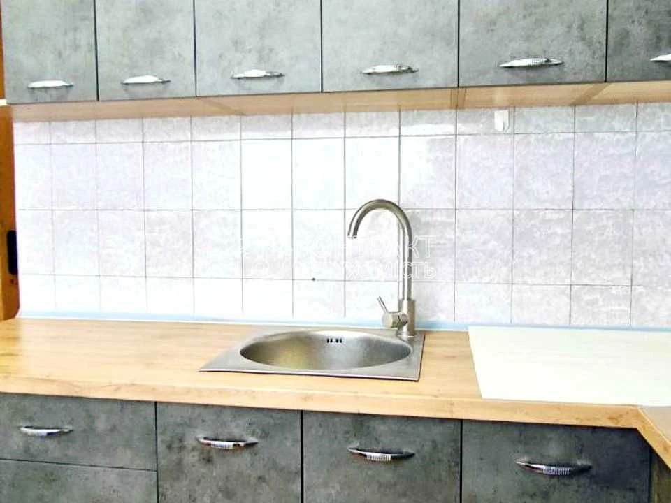 Apartment. Kharkiv, Bolgradska St. (Groznenska)