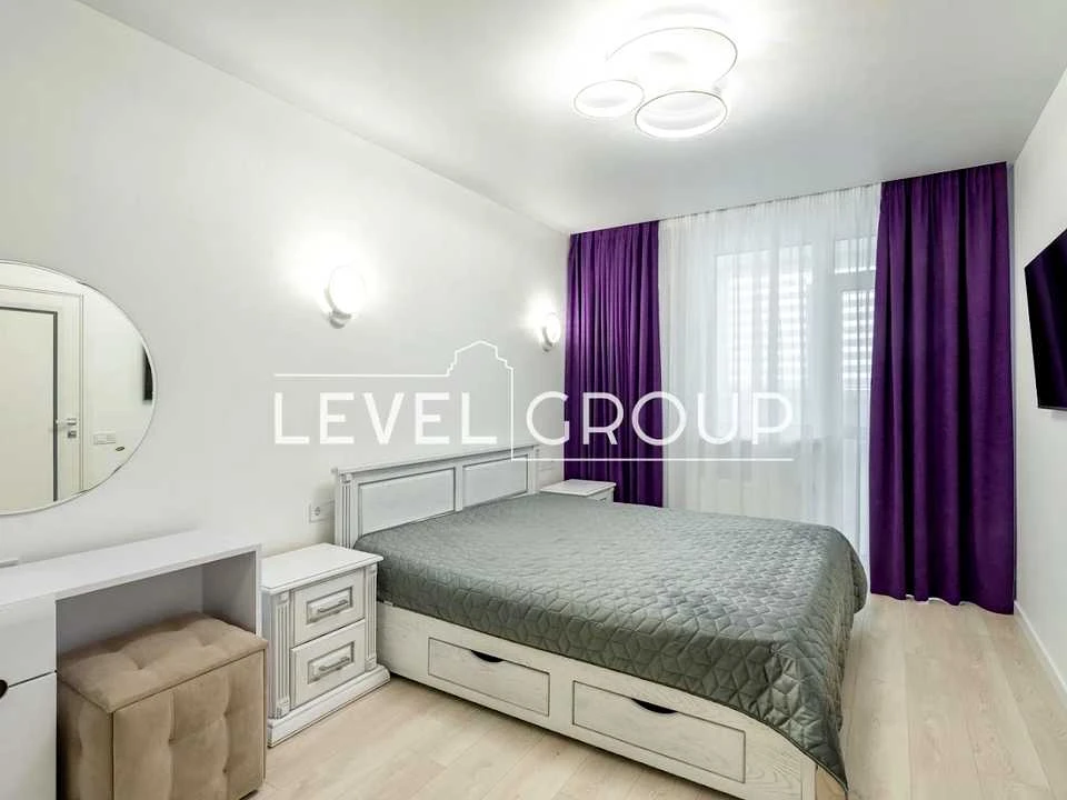 Apartment. Kyiv, Air Force Ave. (Povitroflotsky)
