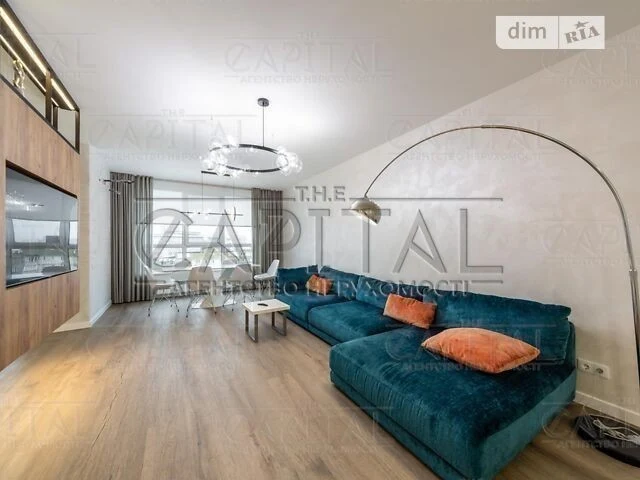 Sale of 4-room apartment 135 sq. m on Mytropolyta Vasylya Lypk St.