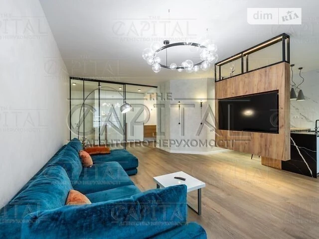 Sale of 4-room apartment 135 sq. m on Mytropolyta Vasylya Lypk St.