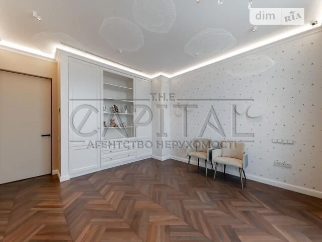 Sale of 4-room apartment 264 sq. m on Lesi Ukrainky Blvd. • ID 3467