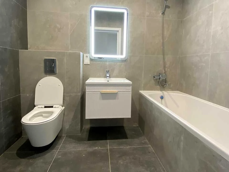 Apartment. Kharkiv, Heroiv Kharkova Ave. (Moskovskiy)