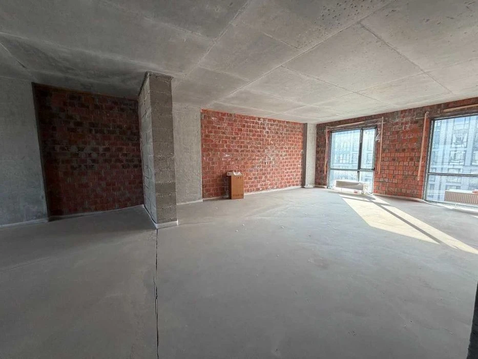 Продам 3к квартиру в ЖК Geneva, Центр