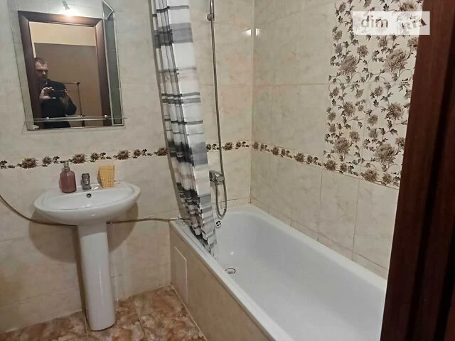 Продаж 1к квартири 41.8 кв. м на вул. Софії Русової 3 • ID 3