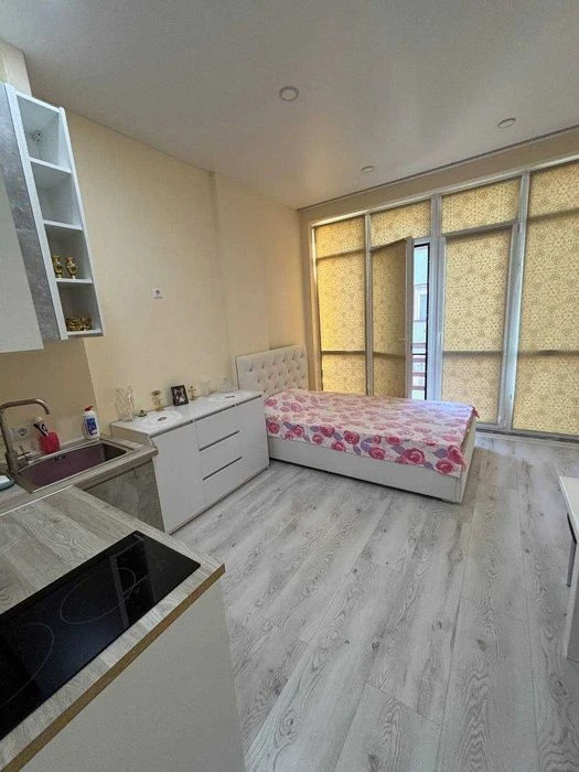 Продається затишна квартира з ремонтом в сучасному житловому