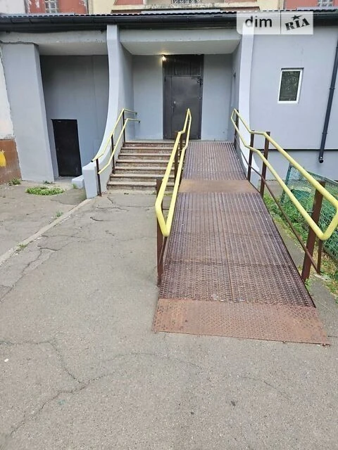 Продаж 1к квартири 42 кв. м на просп. Свободи 2В • ID 346829