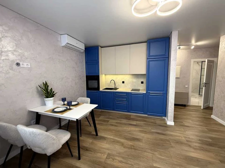 Apartment. Kyiv, Brativ Chybineevyh St. (Chernihivska)