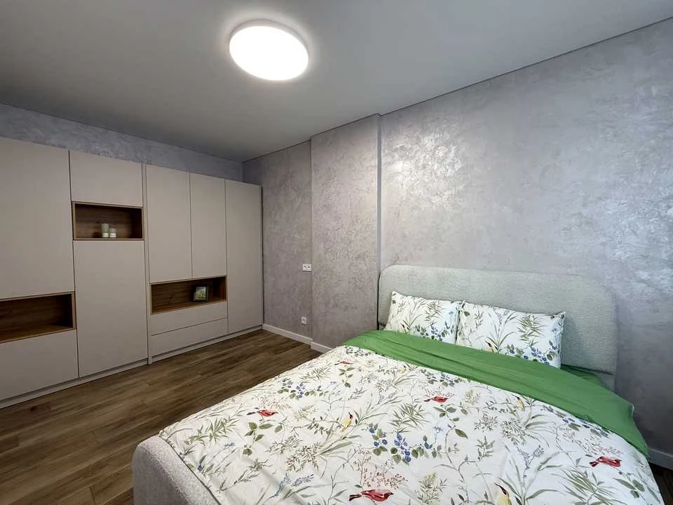 Apartment. Kyiv, Brativ Chybineevyh St. (Chernihivska)