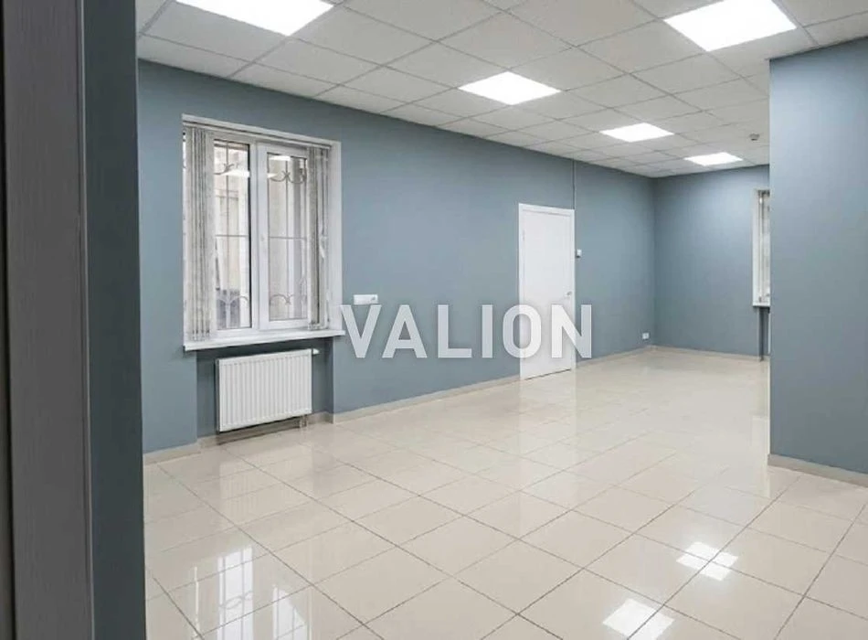 For sale 2-room apartment 65m2. L. Matsievycha24/1. Sevas sq.