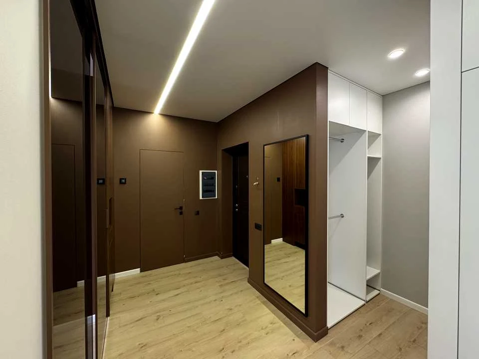 Apartment. Kyiv, Novopolyova St., 2 building.