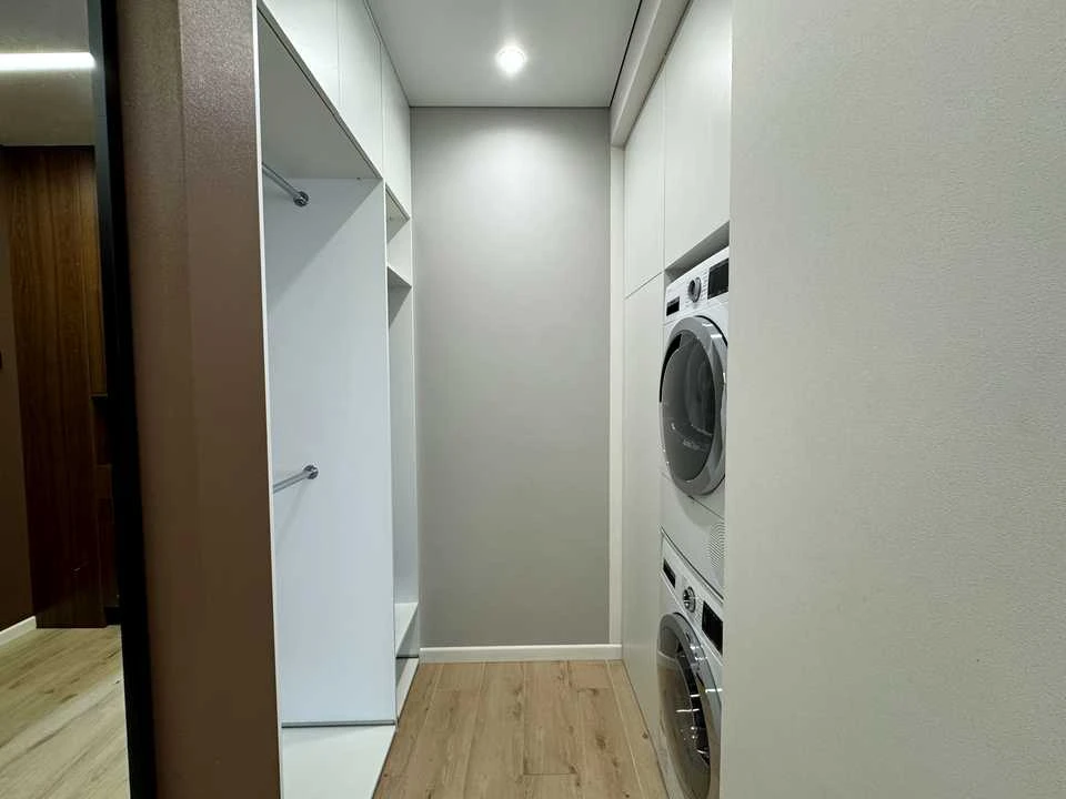 Apartment. Kyiv, Novopolyova St., 2 building.