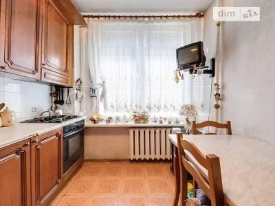 Sale of 2-room apartment 63 sq. m on Lesi Ukrainky Blvd. • ID 34659