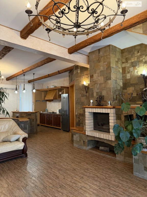 Long-Term Townhouse Rental
