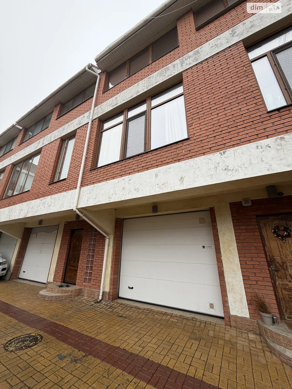 Long-Term Townhouse Rental