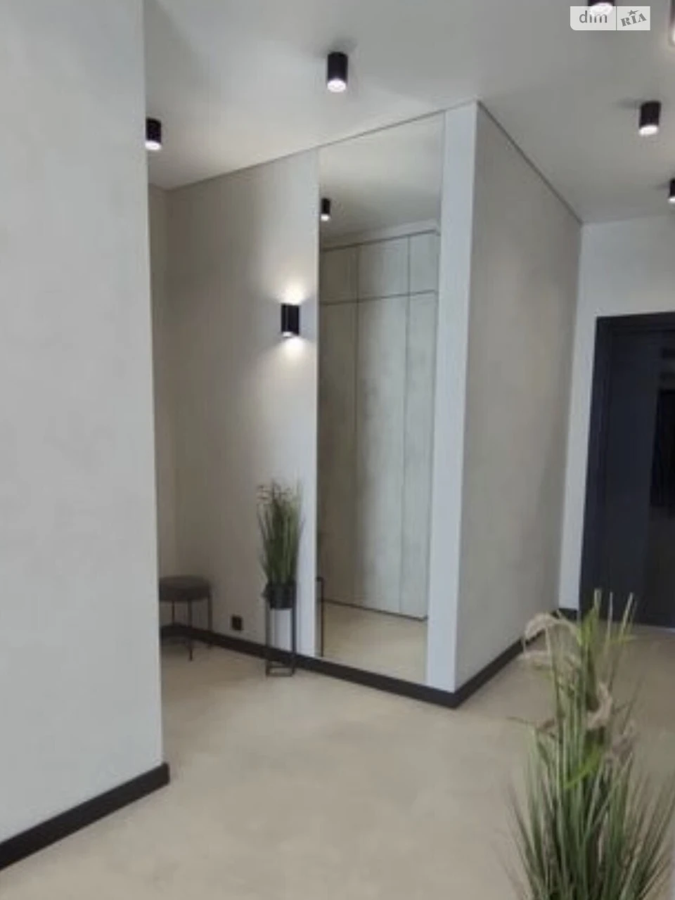 Long-Term Apartment Rental